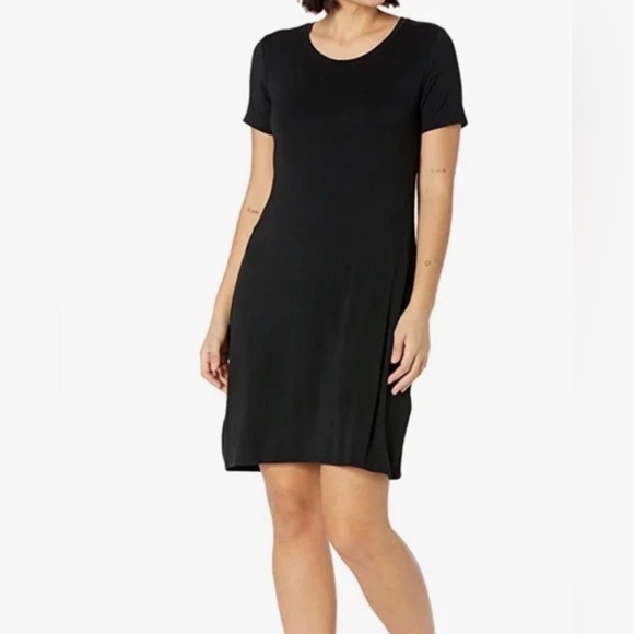 Daily Ritual Dresses & Skirts - Daily Ritual Women's Jersey Standard-Fit Short-Sleeve Dress Black Medium